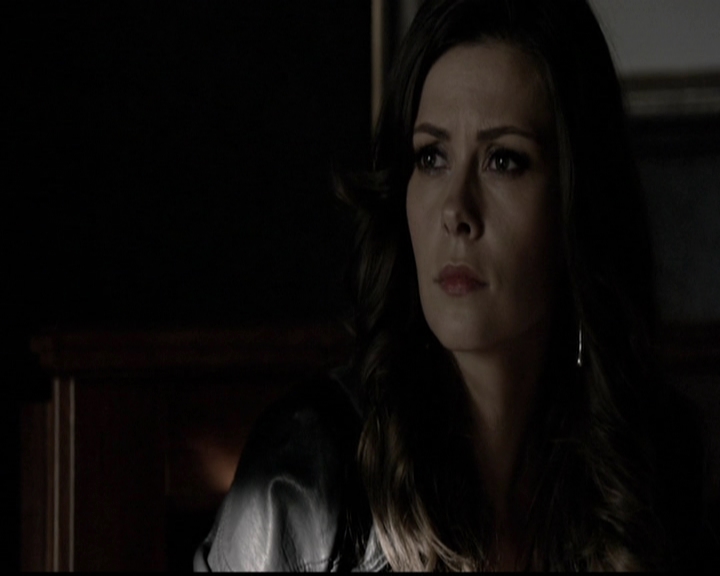 VampireDiariesWorld-dot-org_5x12TheDevilInside3090.jpg