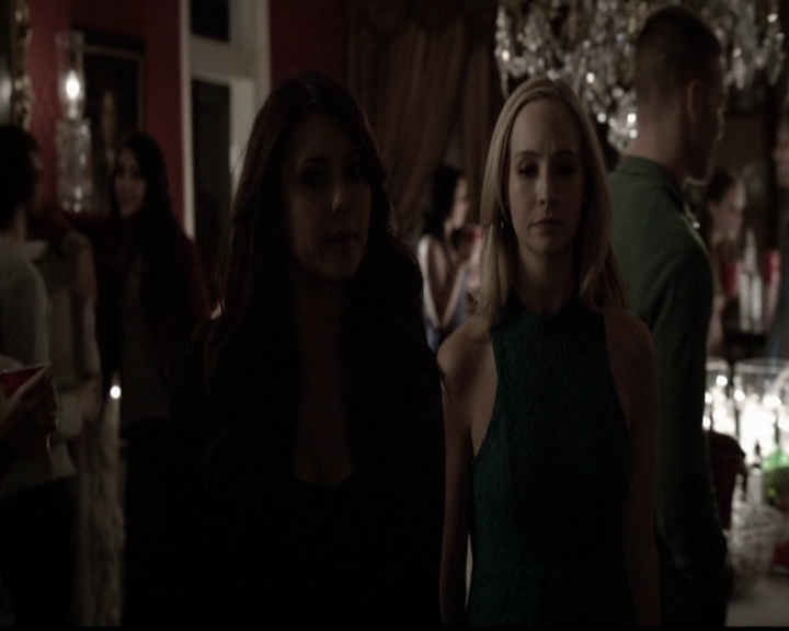 VampireDiariesWorld-dot-org_5x12TheDevilInside3583.jpg