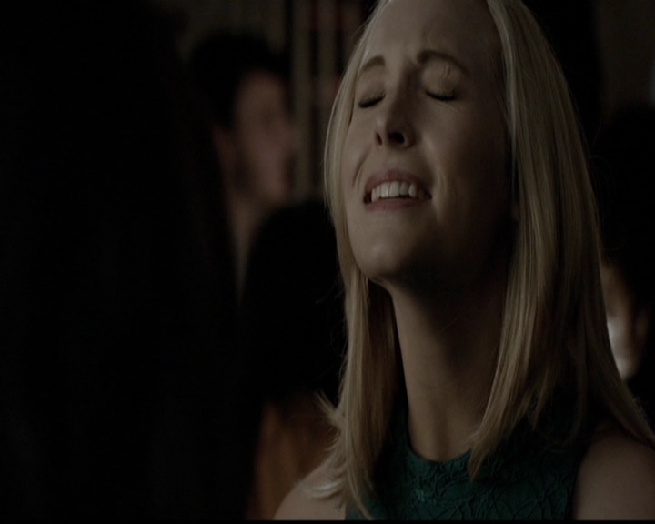 VampireDiariesWorld-dot-org_5x12TheDevilInside3658.jpg