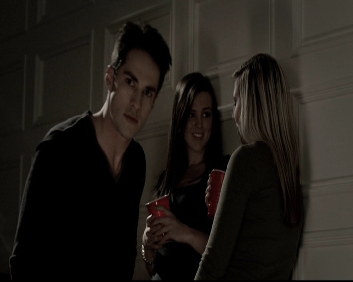 VampireDiariesWorld-dot-org_5x12TheDevilInside3681.jpg