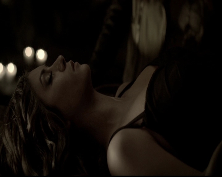 VampireDiariesWorld-dot-org_5x12TheDevilInside3709.jpg