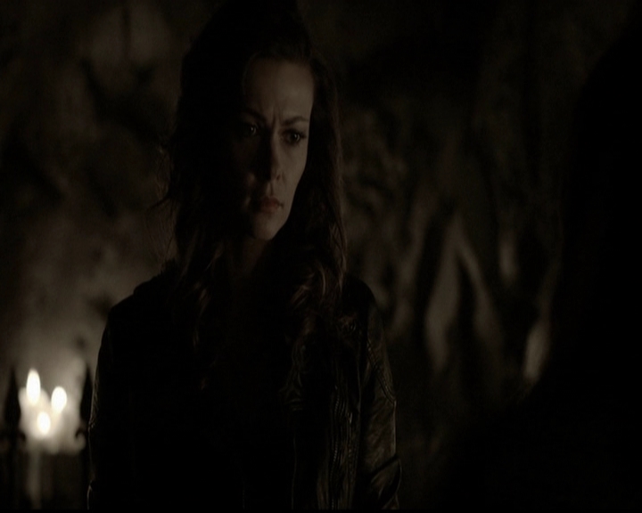 VampireDiariesWorld-dot-org_5x12TheDevilInside3718.jpg