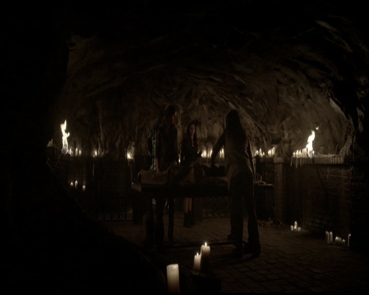 VampireDiariesWorld-dot-org_5x12TheDevilInside3783.jpg