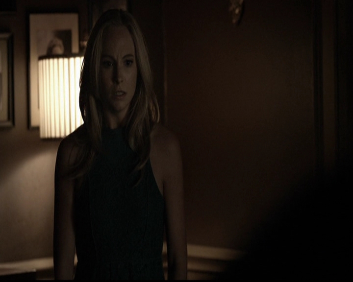 VampireDiariesWorld-dot-org_5x12TheDevilInside3833.jpg
