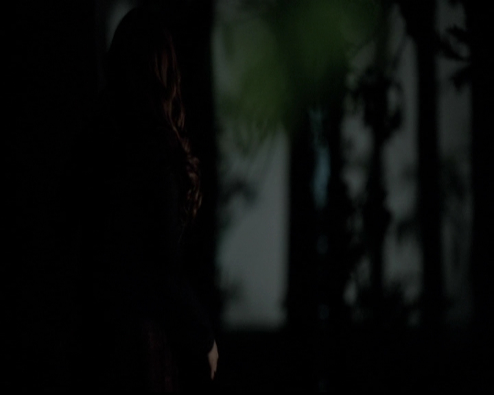 VampireDiariesWorld-dot-org_5x12TheDevilInside3964.jpg