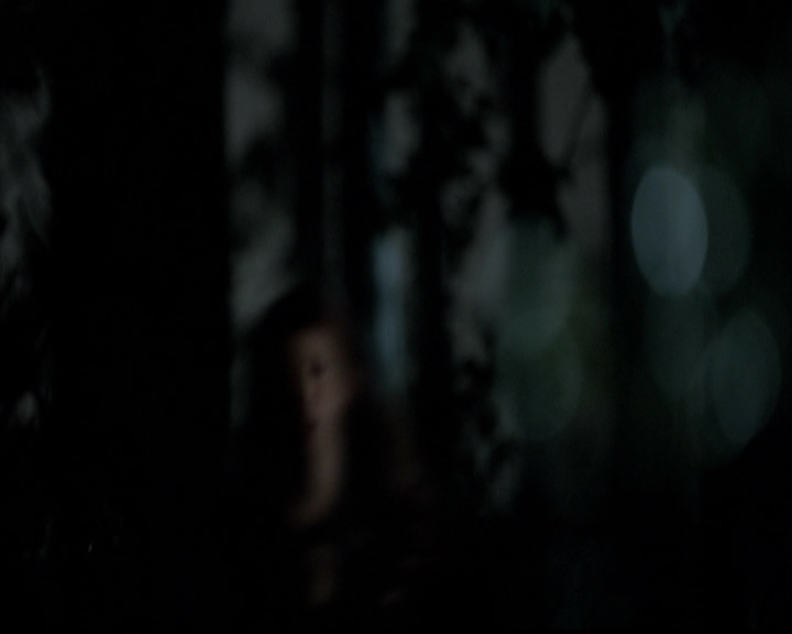 VampireDiariesWorld-dot-org_5x12TheDevilInside3983.jpg