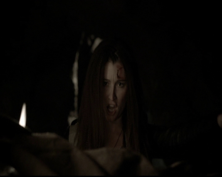 VampireDiariesWorld-dot-org_5x12TheDevilInside4015.jpg