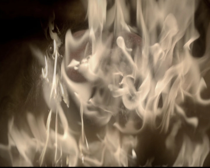 VampireDiariesWorld-dot-org_5x12TheDevilInside4027.jpg