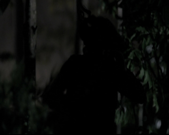 VampireDiariesWorld-dot-org_5x12TheDevilInside4031.jpg