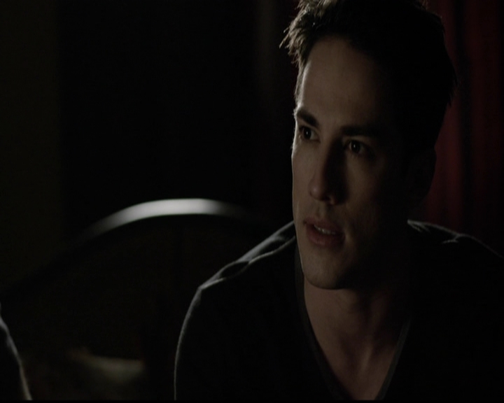 VampireDiariesWorld-dot-org_5x12TheDevilInside4317.jpg