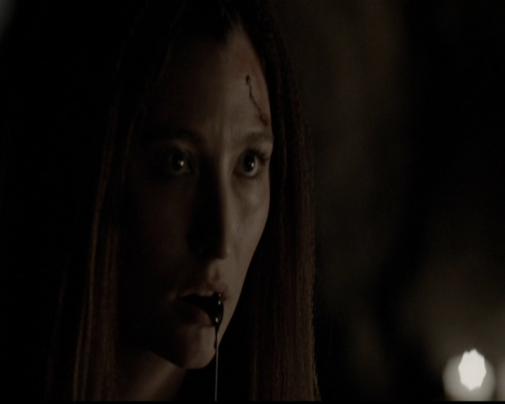 VampireDiariesWorld-dot-org_5x12TheDevilInside4365.jpg