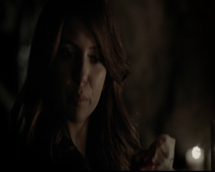 VampireDiariesWorld-dot-org_5x12TheDevilInside4380.jpg