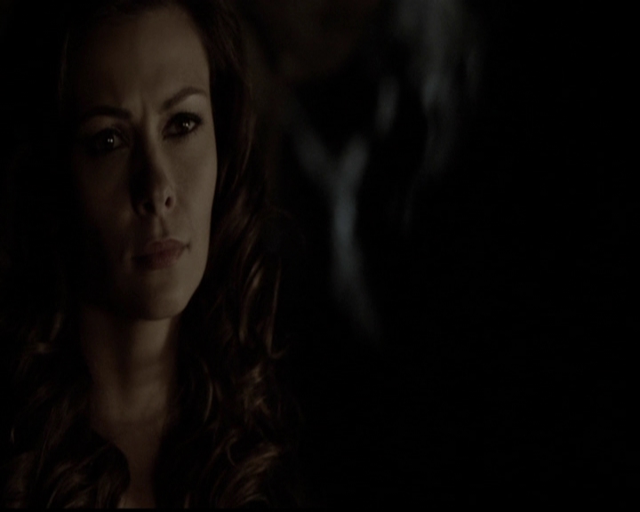 VampireDiariesWorld-dot-org_5x12TheDevilInside4393.jpg