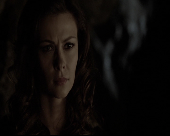 VampireDiariesWorld-dot-org_5x12TheDevilInside4395.jpg