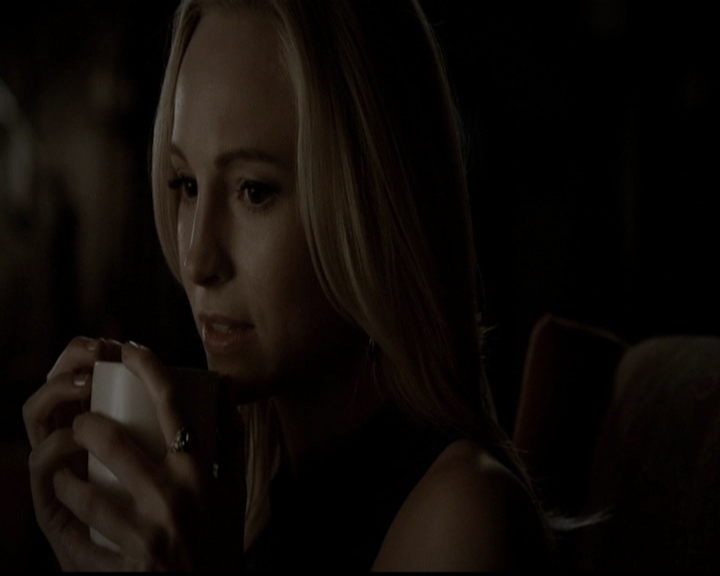 VampireDiariesWorld-dot-org_5x12TheDevilInside4462.jpg