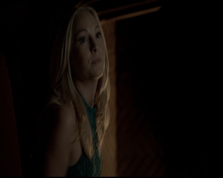 VampireDiariesWorld-dot-org_5x12TheDevilInside4475.jpg