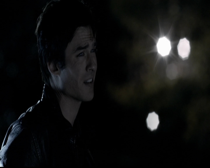 VampireDiariesWorld-dot-org_5x12TheDevilInside4622.jpg