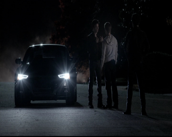 VampireDiariesWorld-dot-org_5x12TheDevilInside4647.jpg