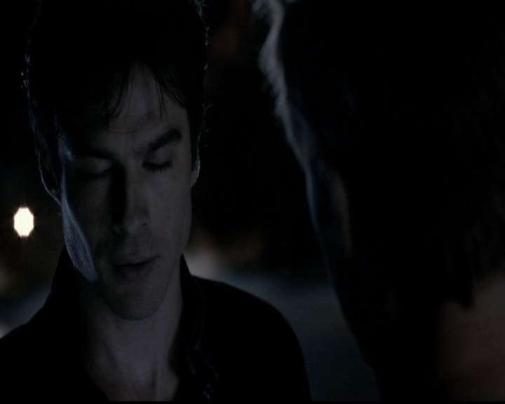 VampireDiariesWorld-dot-org_5x12TheDevilInside4650.jpg