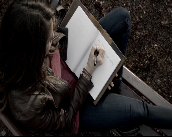 VampireDiariesWorld-dot-org_5x13TotalEclipseOfTheHeart0004.jpg