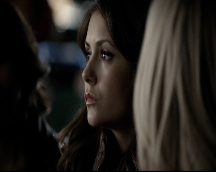 VampireDiariesWorld-dot-org_5x13TotalEclipseOfTheHeart0080.jpg