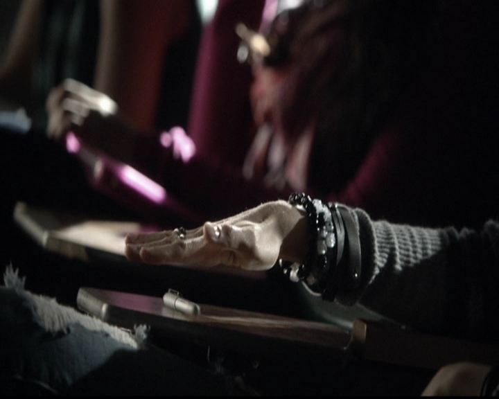 VampireDiariesWorld-dot-org_5x13TotalEclipseOfTheHeart0109.jpg