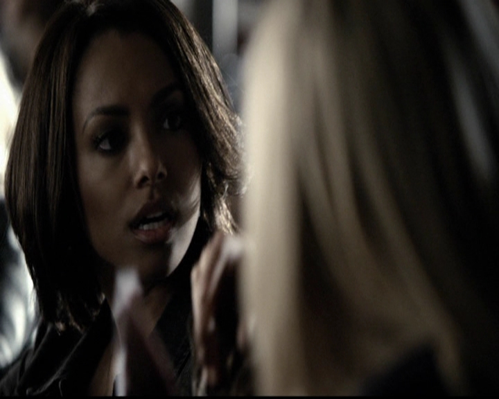 VampireDiariesWorld-dot-org_5x13TotalEclipseOfTheHeart0116.jpg