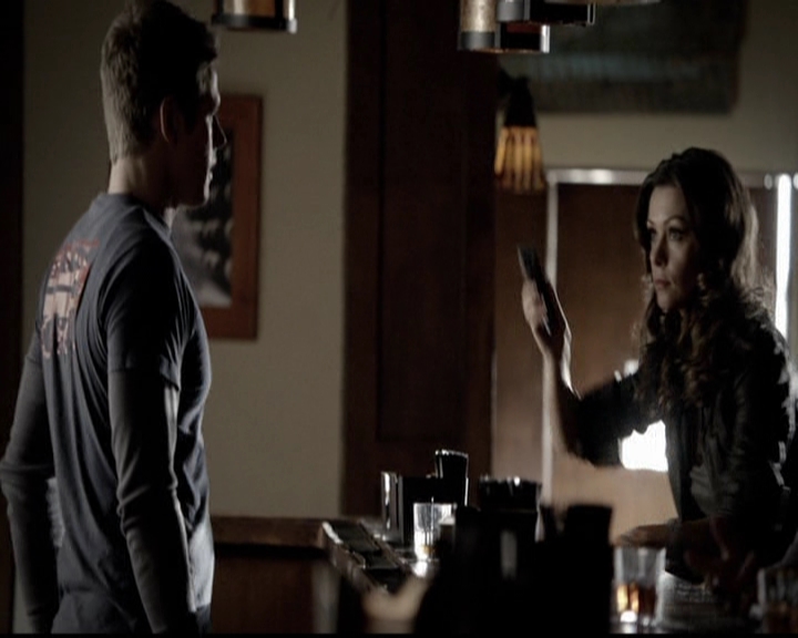 VampireDiariesWorld-dot-org_5x13TotalEclipseOfTheHeart0292.jpg