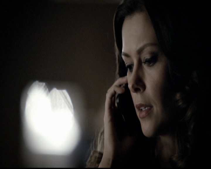 VampireDiariesWorld-dot-org_5x13TotalEclipseOfTheHeart0310.jpg