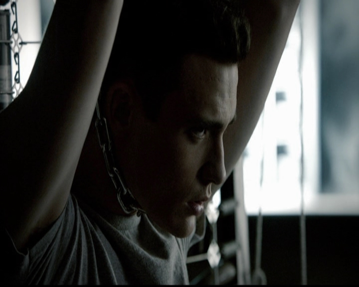 VampireDiariesWorld-dot-org_5x13TotalEclipseOfTheHeart0358.jpg