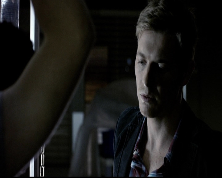 VampireDiariesWorld-dot-org_5x13TotalEclipseOfTheHeart0369.jpg