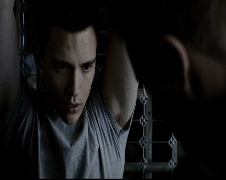 VampireDiariesWorld-dot-org_5x13TotalEclipseOfTheHeart0375.jpg