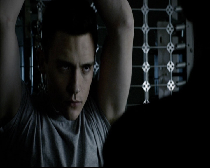 VampireDiariesWorld-dot-org_5x13TotalEclipseOfTheHeart0383.jpg