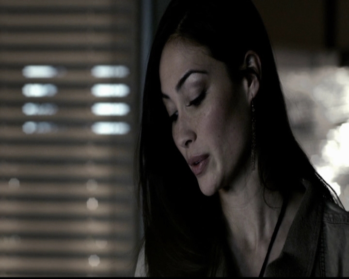 VampireDiariesWorld-dot-org_5x13TotalEclipseOfTheHeart0429.jpg