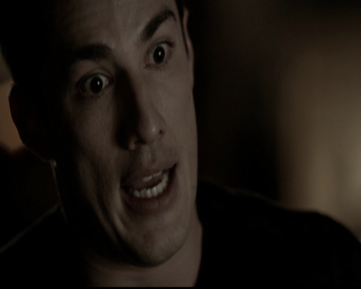 VampireDiariesWorld-dot-org_5x13TotalEclipseOfTheHeart0820.jpg
