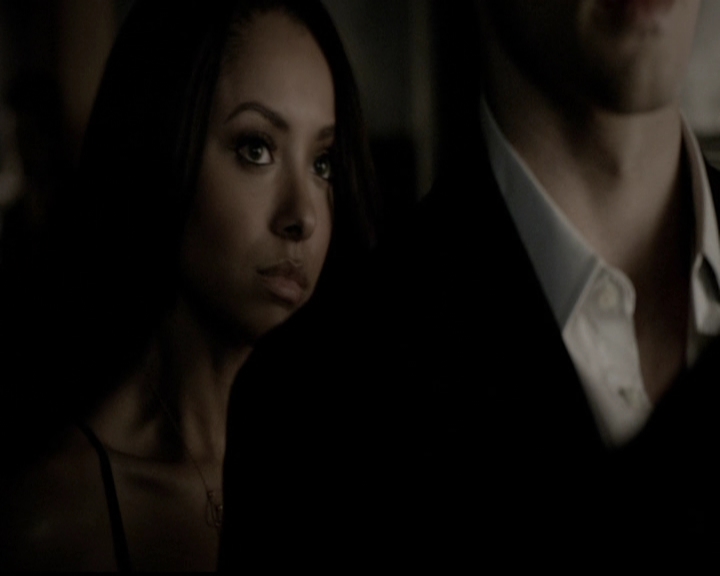 VampireDiariesWorld-dot-org_5x13TotalEclipseOfTheHeart0957.jpg