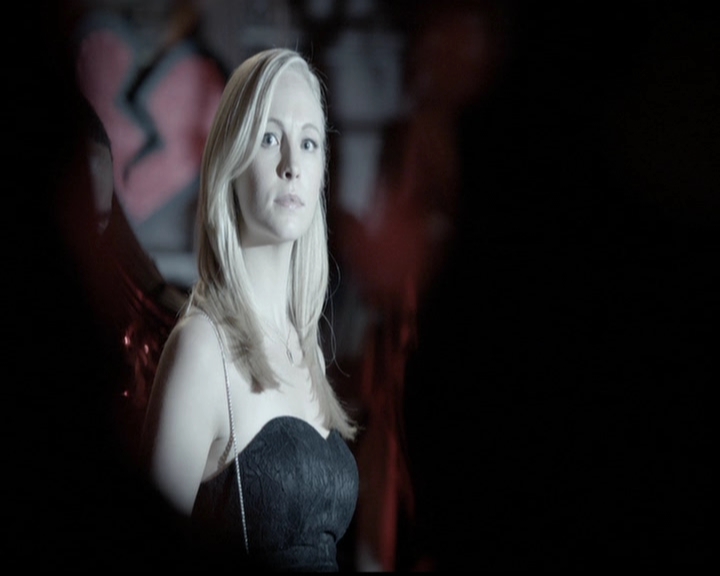 VampireDiariesWorld-dot-org_5x13TotalEclipseOfTheHeart1033.jpg