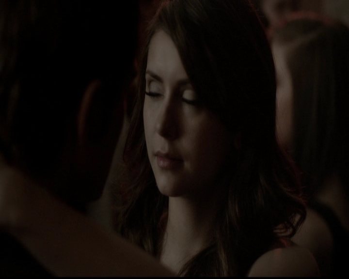 VampireDiariesWorld-dot-org_5x13TotalEclipseOfTheHeart1050.jpg