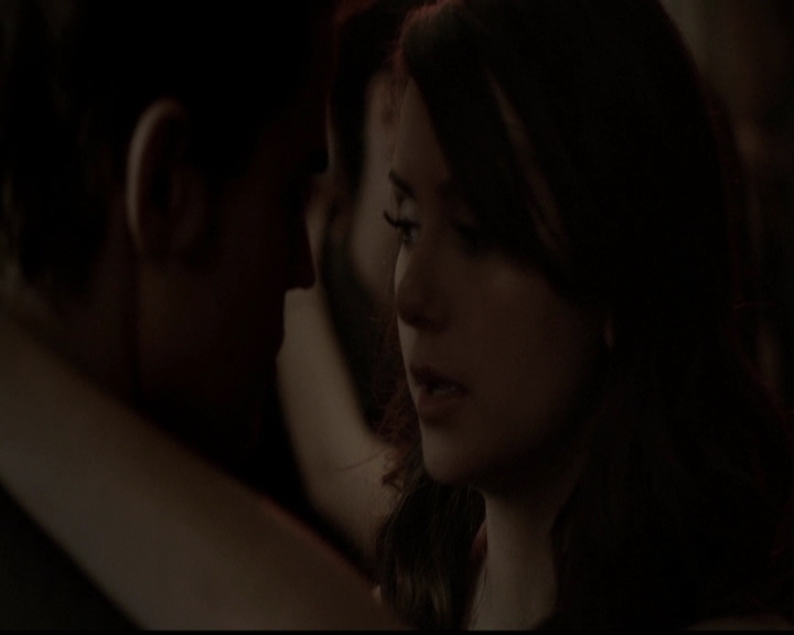 VampireDiariesWorld-dot-org_5x13TotalEclipseOfTheHeart1052.jpg