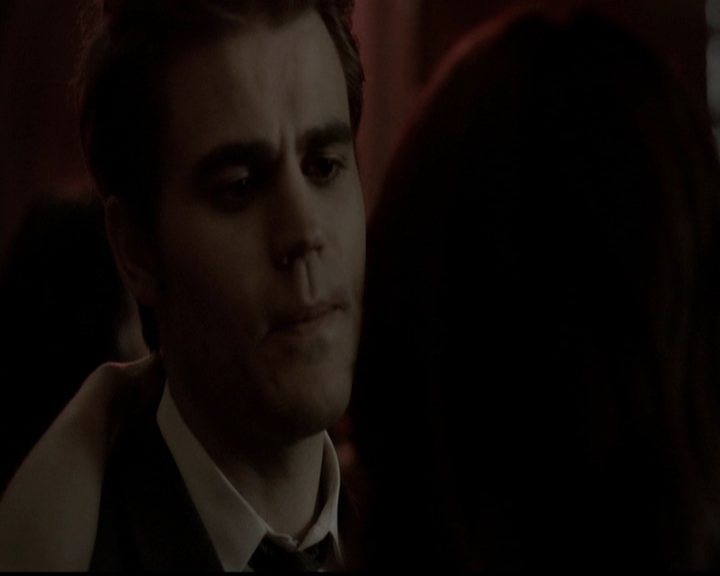 VampireDiariesWorld-dot-org_5x13TotalEclipseOfTheHeart1074.jpg