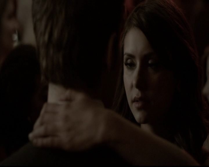 VampireDiariesWorld-dot-org_5x13TotalEclipseOfTheHeart1079.jpg