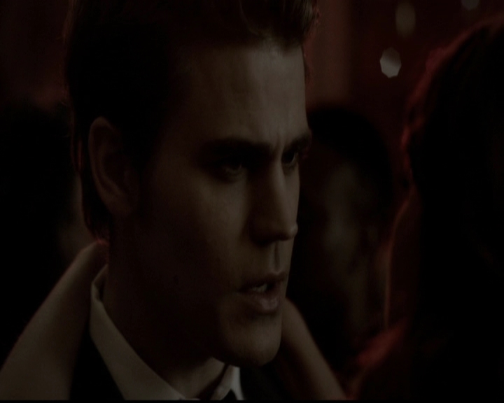 VampireDiariesWorld-dot-org_5x13TotalEclipseOfTheHeart1083.jpg