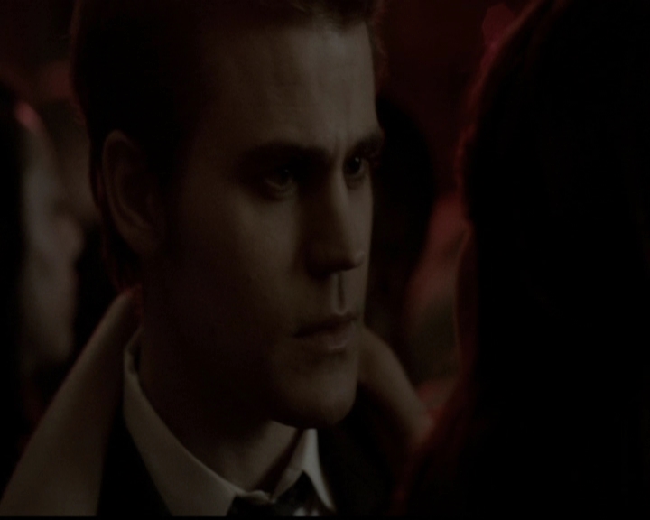 VampireDiariesWorld-dot-org_5x13TotalEclipseOfTheHeart1084.jpg