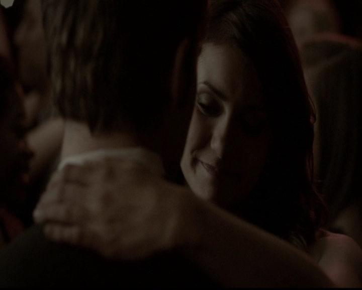 VampireDiariesWorld-dot-org_5x13TotalEclipseOfTheHeart1085.jpg