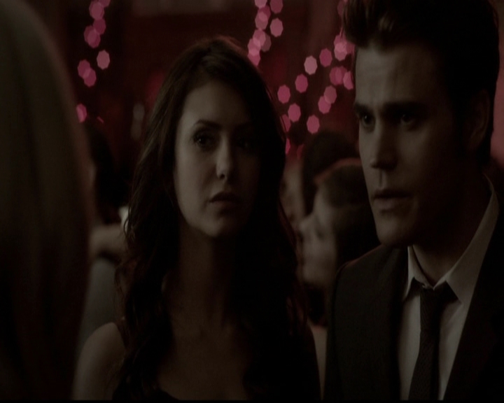VampireDiariesWorld-dot-org_5x13TotalEclipseOfTheHeart1095.jpg