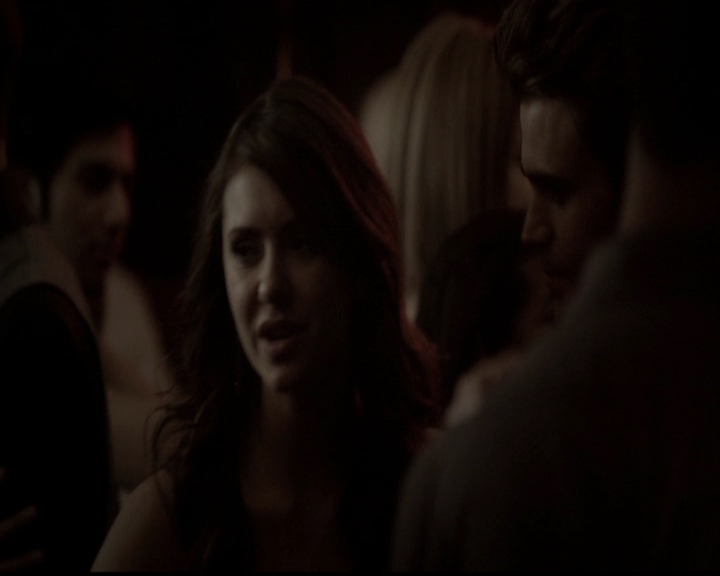VampireDiariesWorld-dot-org_5x13TotalEclipseOfTheHeart1098.jpg