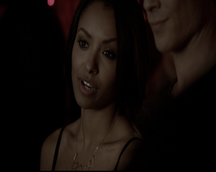 VampireDiariesWorld-dot-org_5x13TotalEclipseOfTheHeart1215.jpg