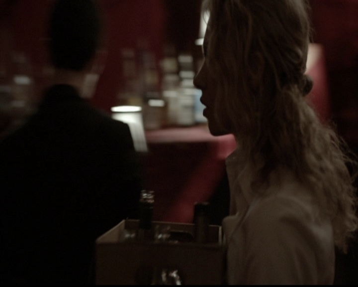 VampireDiariesWorld-dot-org_5x13TotalEclipseOfTheHeart1224.jpg