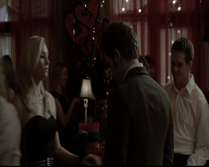 VampireDiariesWorld-dot-org_5x13TotalEclipseOfTheHeart1225.jpg