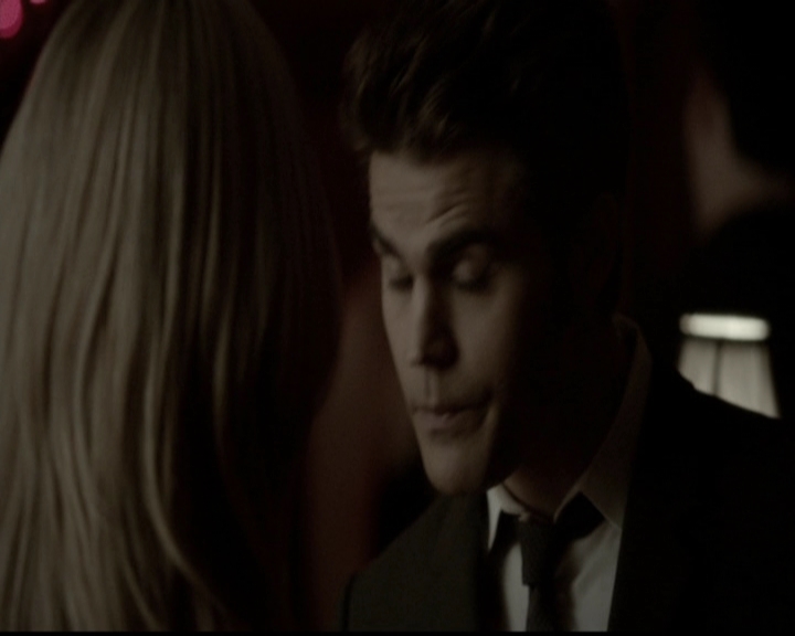 VampireDiariesWorld-dot-org_5x13TotalEclipseOfTheHeart1265.jpg